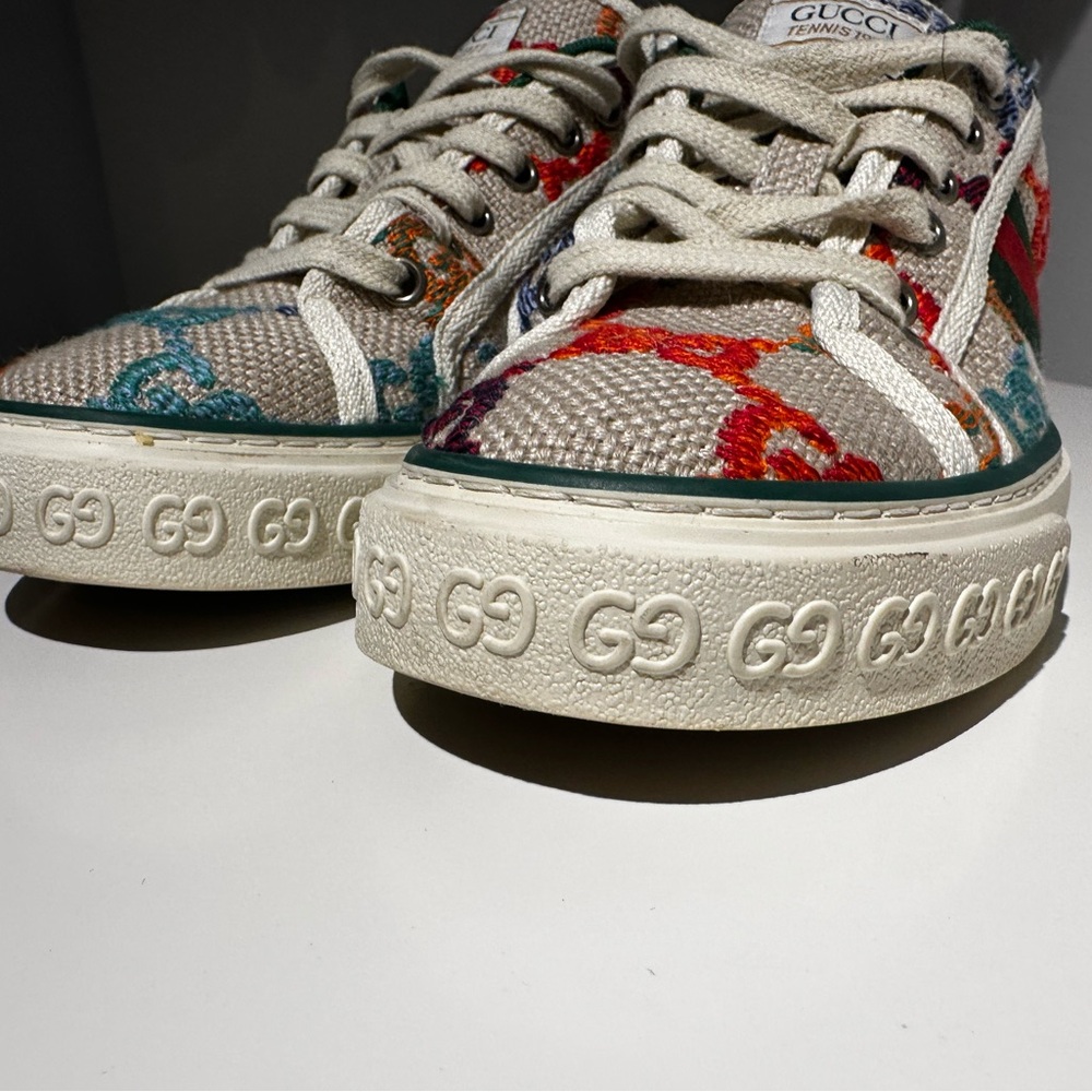 Gucci Psychedelic GG Sneakers - Picture 9 of 16